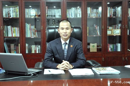 李孝轩常务副会长.jpg