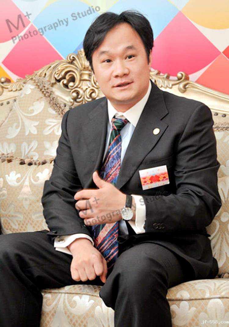 18易斌  执行会长  江西省政协常委，北京创盈科技产业集团董事长.jpg