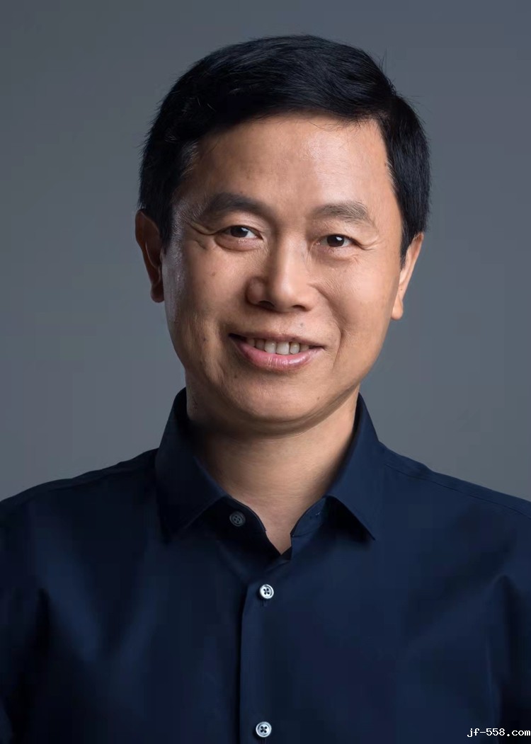 李万明